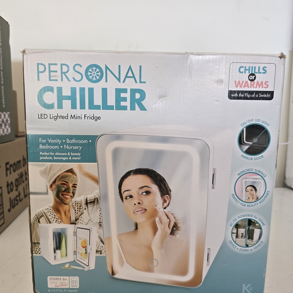 Personal Chiller LED Lighted Mini Fridge